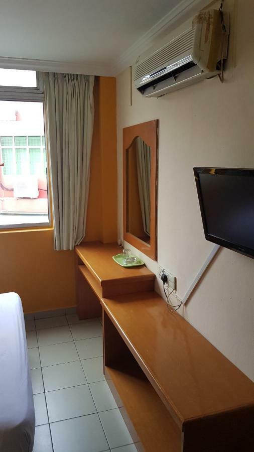 Prime Hotel Limbang Esterno foto