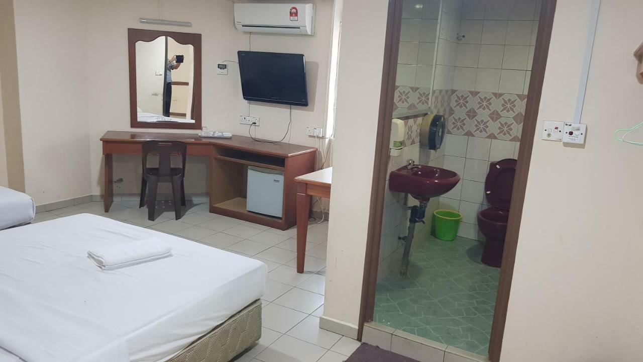Prime Hotel Limbang Esterno foto