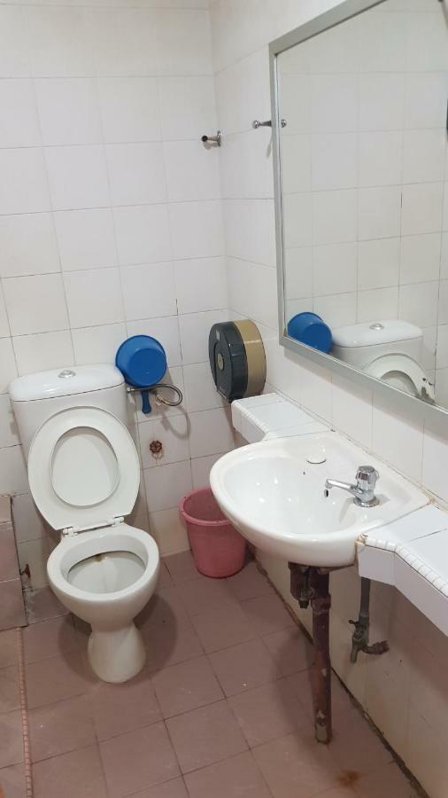 Prime Hotel Limbang Esterno foto